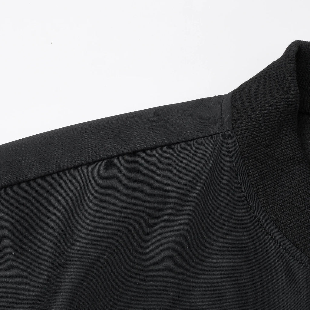 Elvren Baseball Jacket – Sharp, Lightweight, and Ready for Any Season